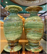 Bình ngọc phong thủy bằng ngọc onyx xanh