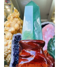 Trụ đá thạch anh xanh