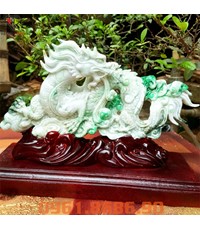 Tượng rồng đá phong thủy bằng ngọc Jade